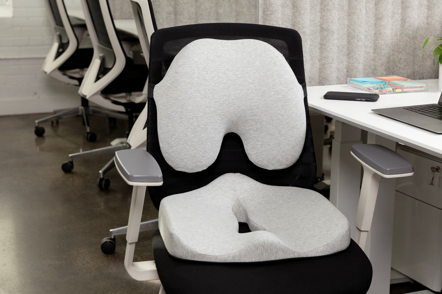 Ergonomic Lumbar pillow